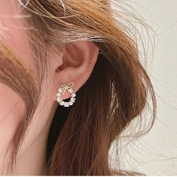 New Gold Plated Ribbon Hoop Pearl with Cubic Zirconia Gold Pearl Earrings - Picture 1 of 6